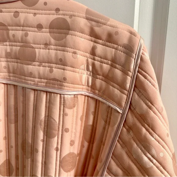 Vintage Fernando Sanches Pink and Cream Quilted Robe 100% Silk - Picture 9 of 9